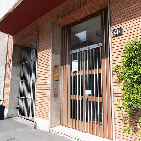 Modern & Stylish Near Isola & Central Station 米兰 外观 照片