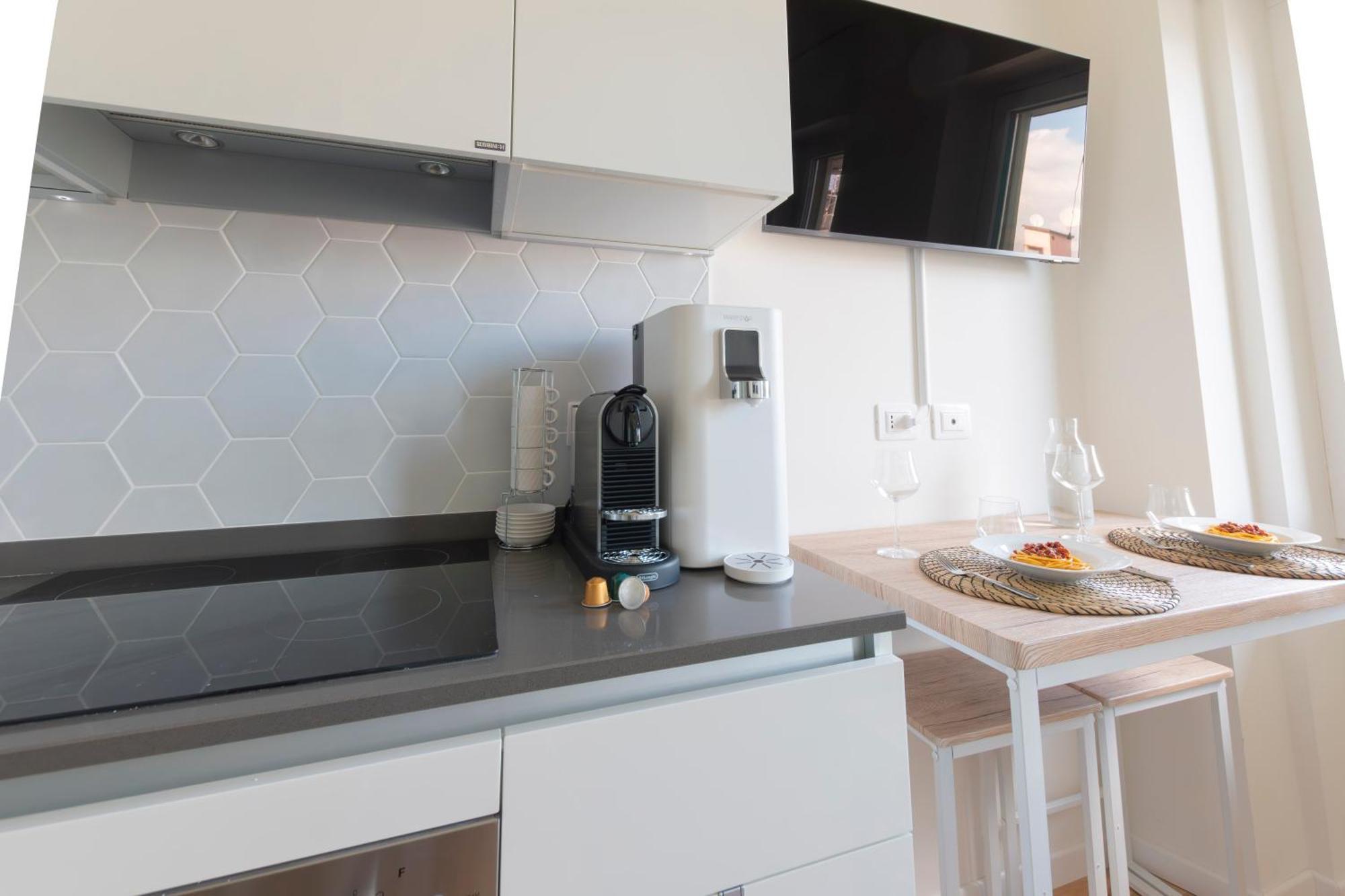 Modern & Stylish Near Isola & Central Station 米兰 外观 照片