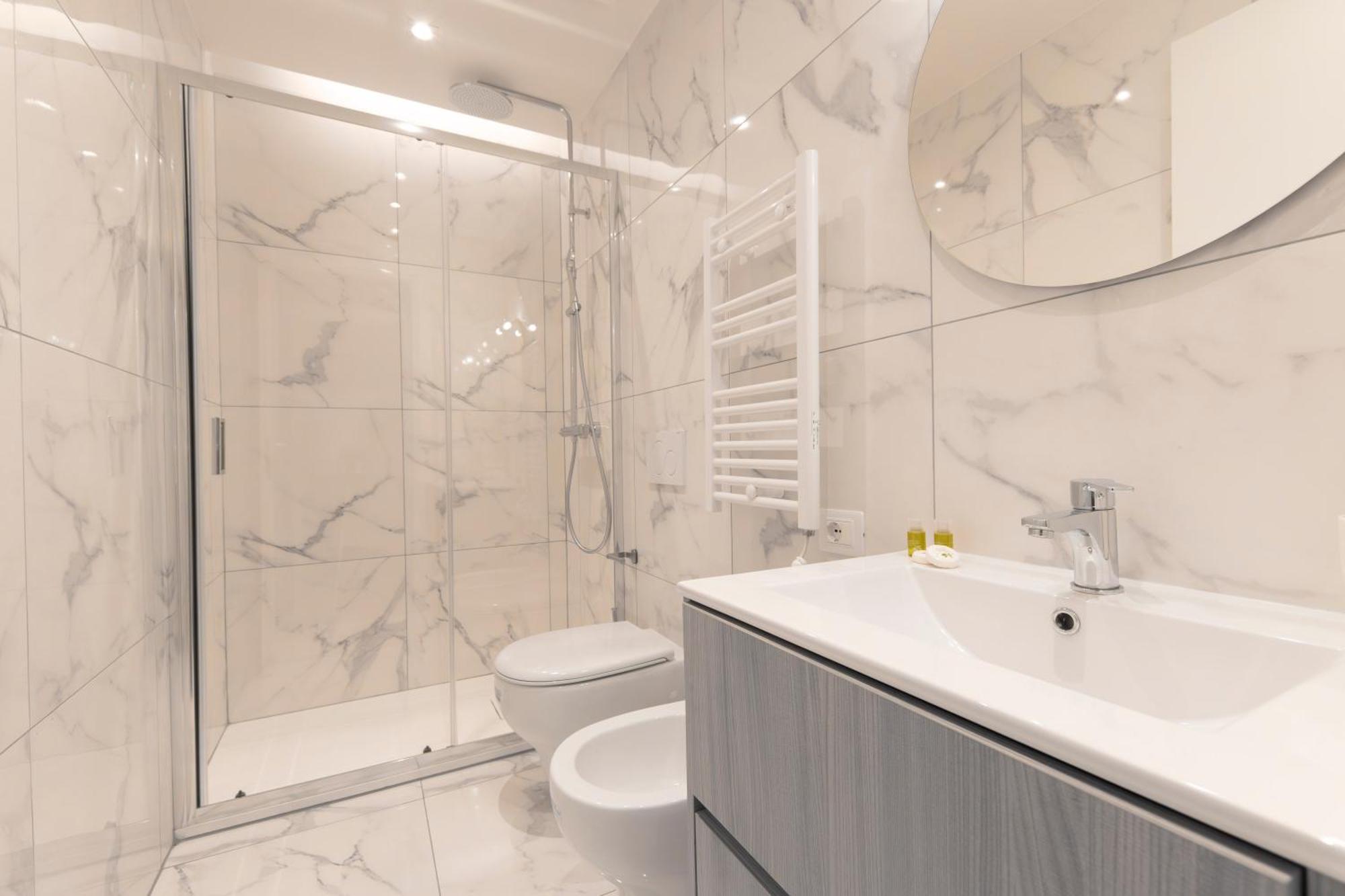 Modern & Stylish Near Isola & Central Station 米兰 外观 照片